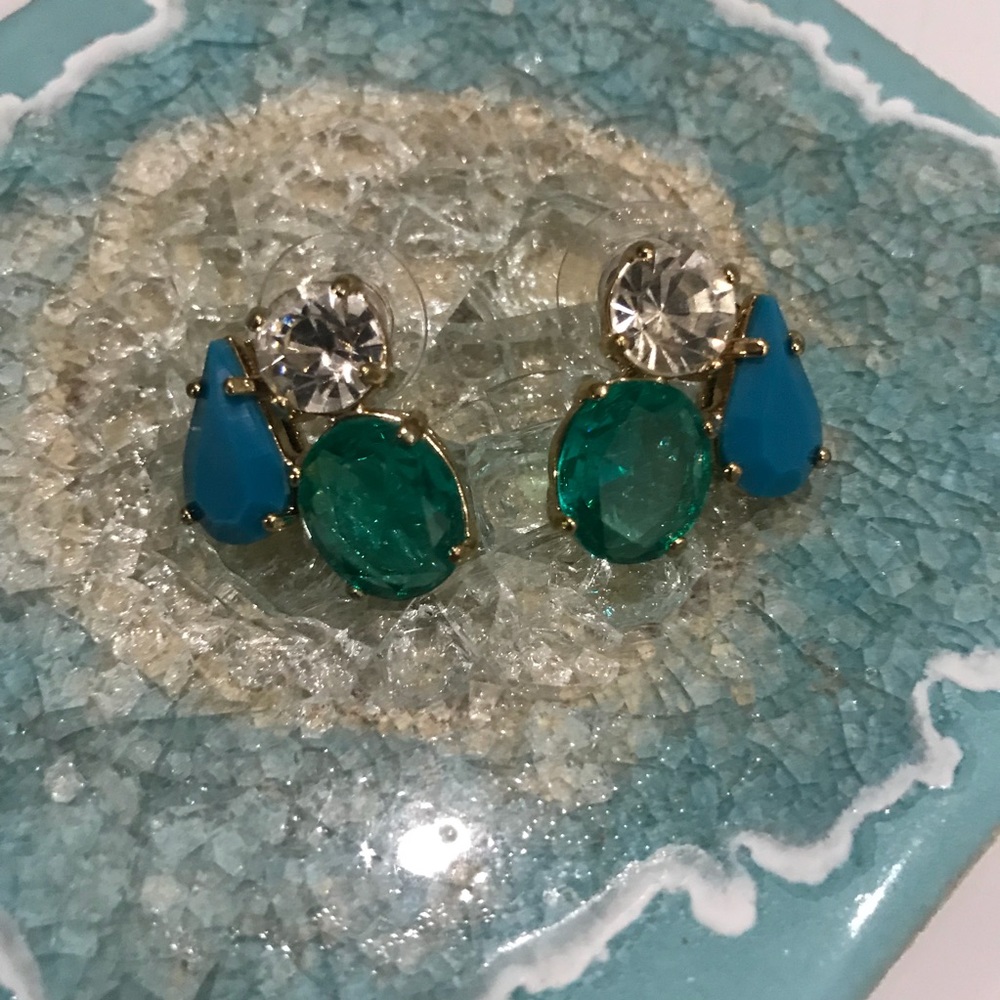Earrings - Picture 2 of 3